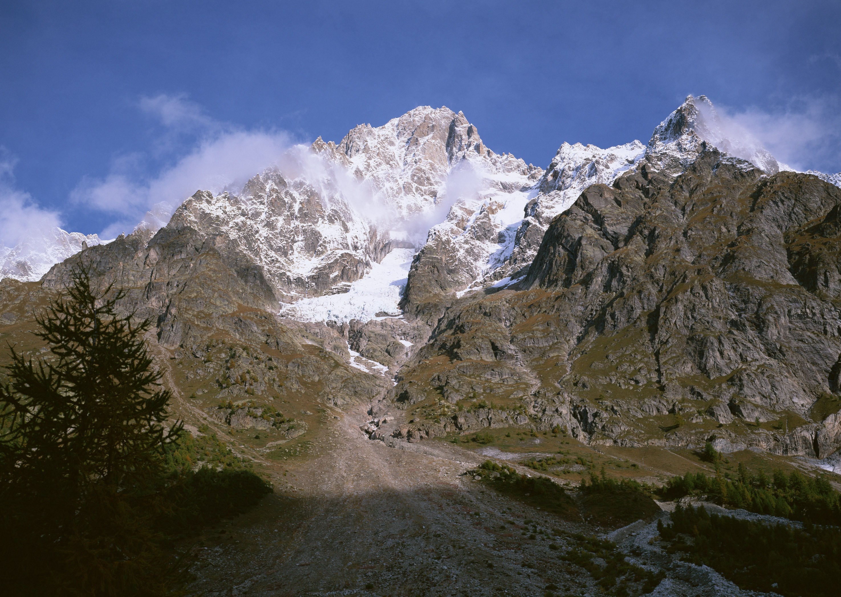 Free Awesome mountain