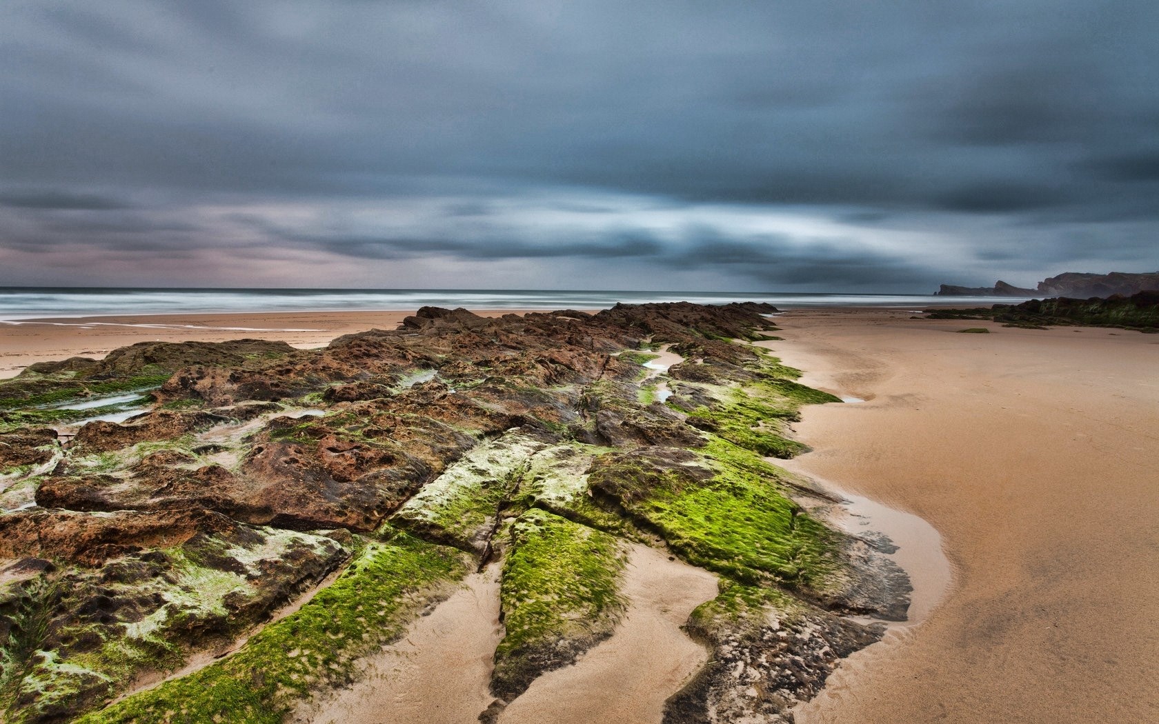 coastline : High Definition Background 1680x1050