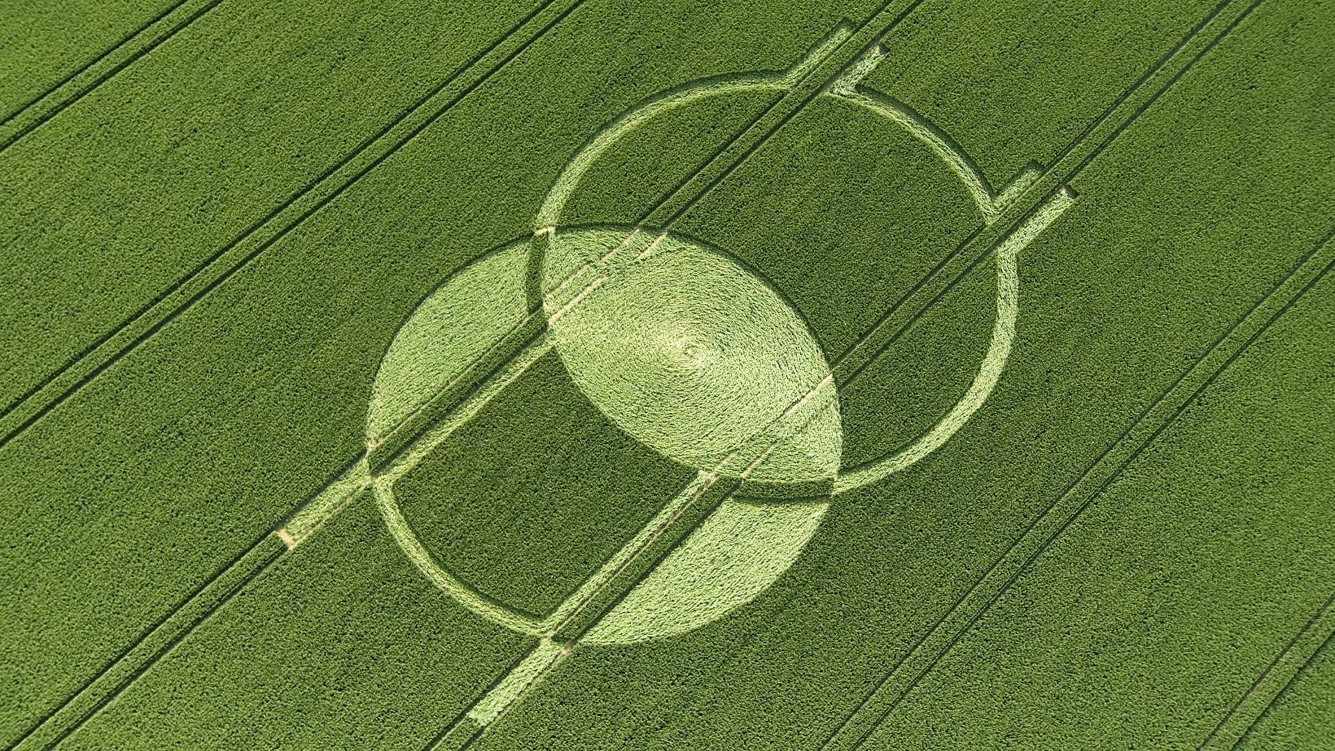 crop circles  - Full HD Background 1920x1080