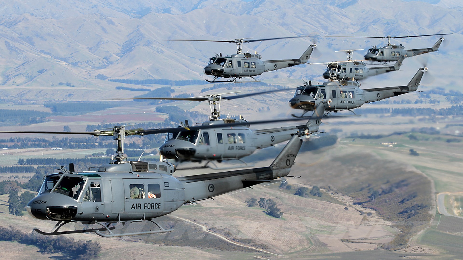 1920x1080 HQ Definition Wallpaper Desktop bell uh 1 iroquois JPG 410 kB