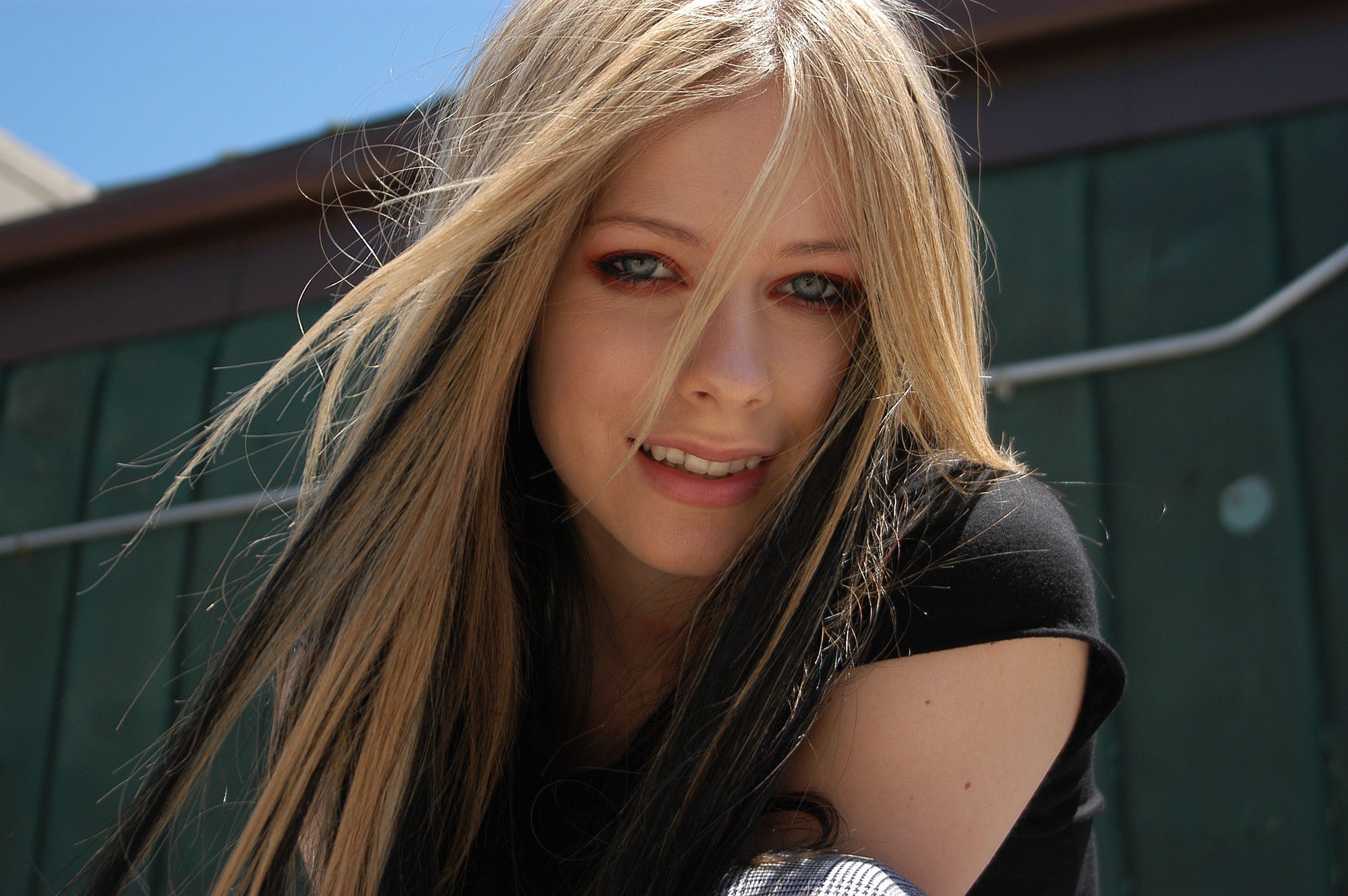 free desktop pictures avril lavigne