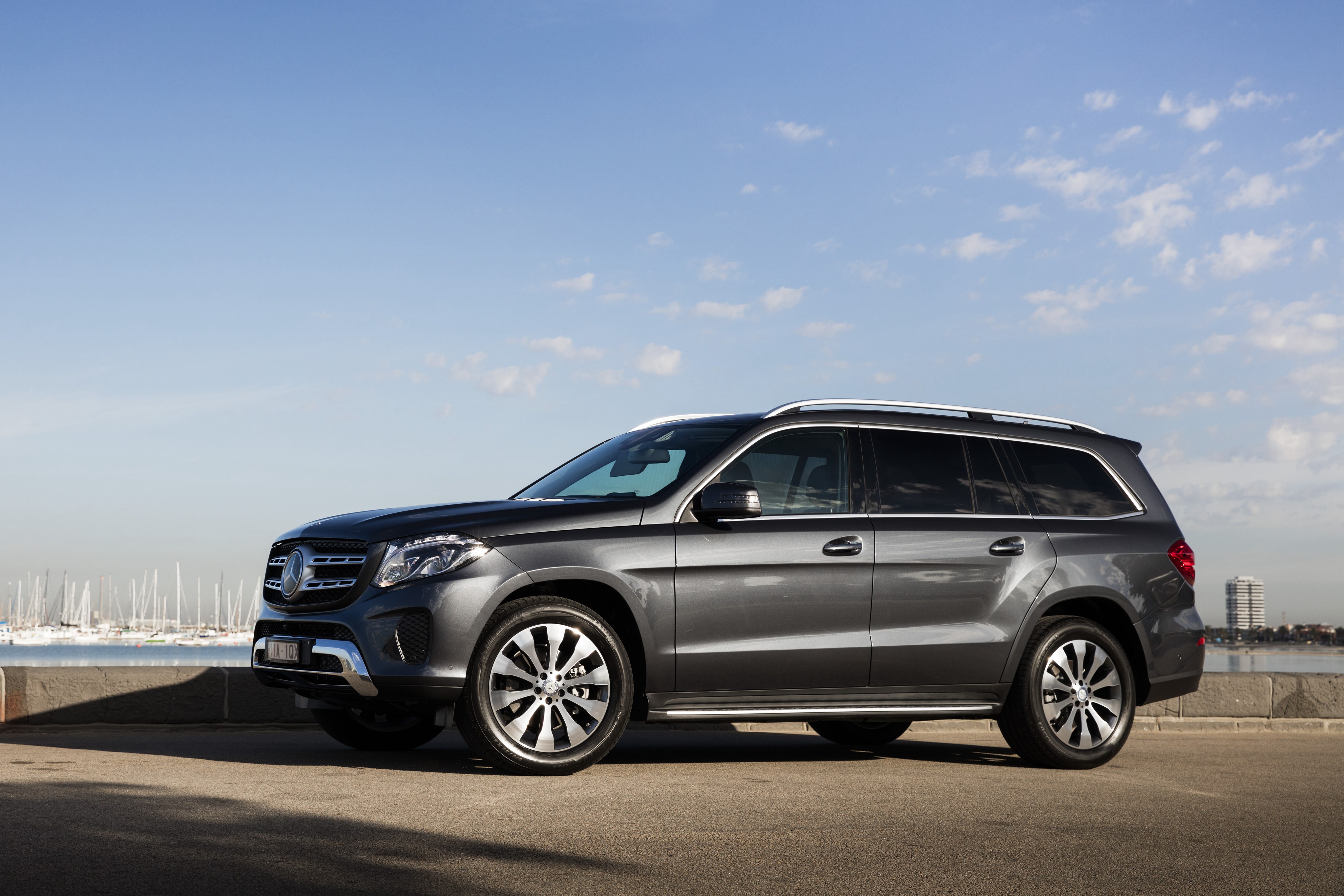mercedes benz gl class  for desktops 4096x2731