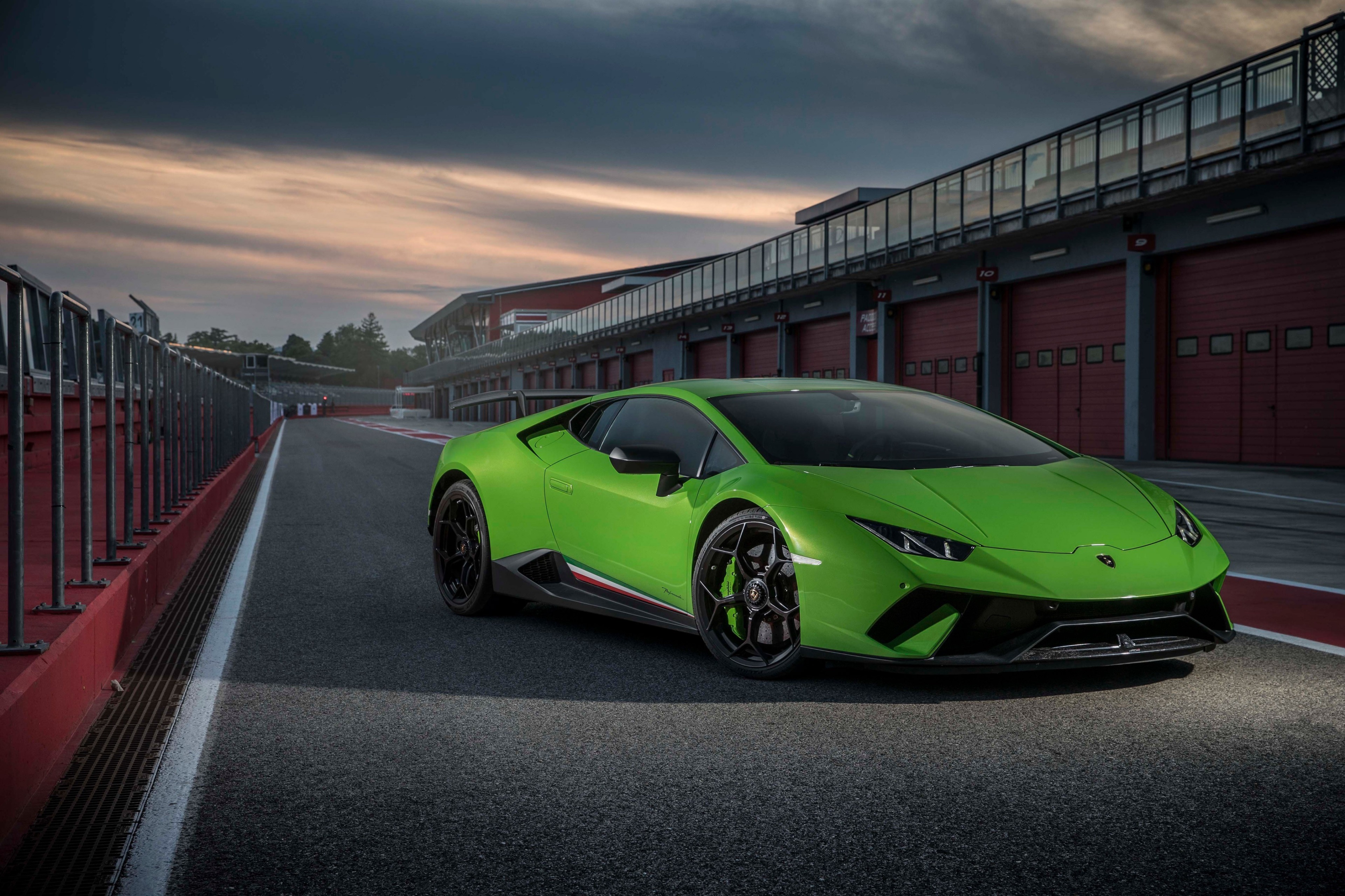 3840x2560 lamborghini huracan 4k best wallpaper image