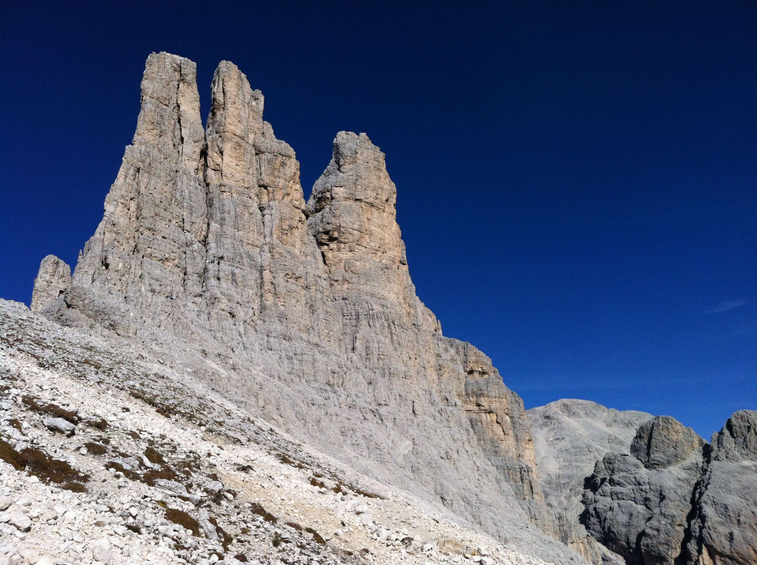 alps, blue, blue sky, climbing, cloud, clouds, cold, dolomites, excursion, green, hike stones, hiking, holiday, holidays, horizon, italy, landscape, light, mountain, mountains, nature, rock, rocks, sky, south tyrol, ston wallpaper