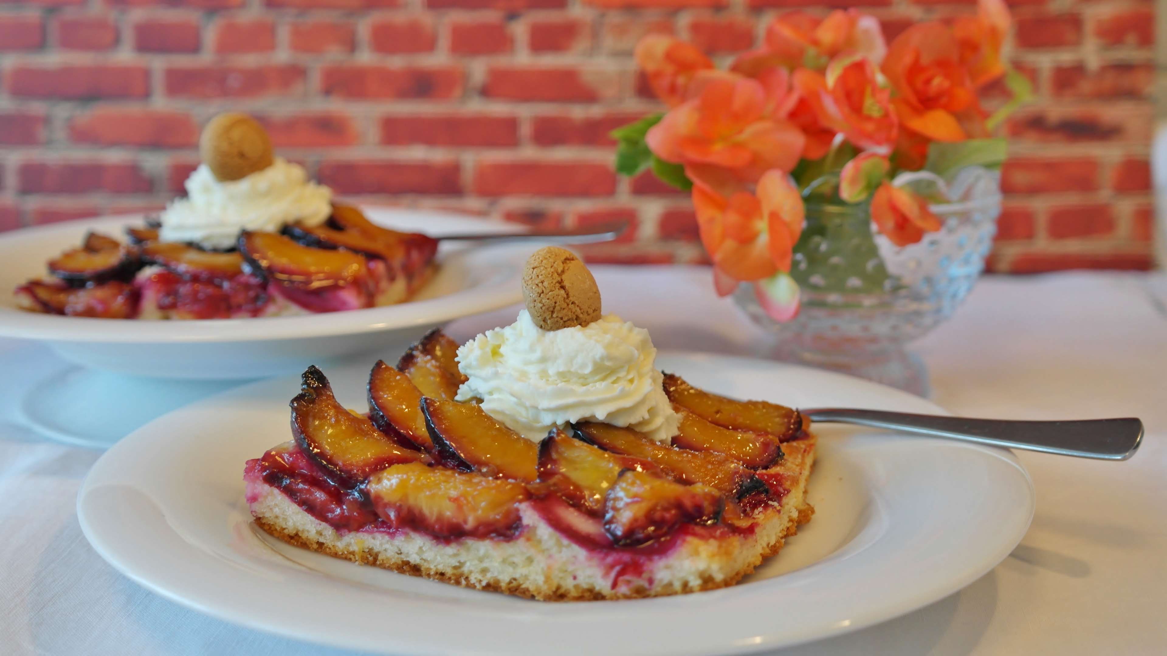 bake, cake, candy, coffee time, confectionery, cream, daayam, delicious, fine pastry, fruit, pastries, pie, piece of cake, plum, plum cake, plums, small, sweet, treat 4k wallpaper