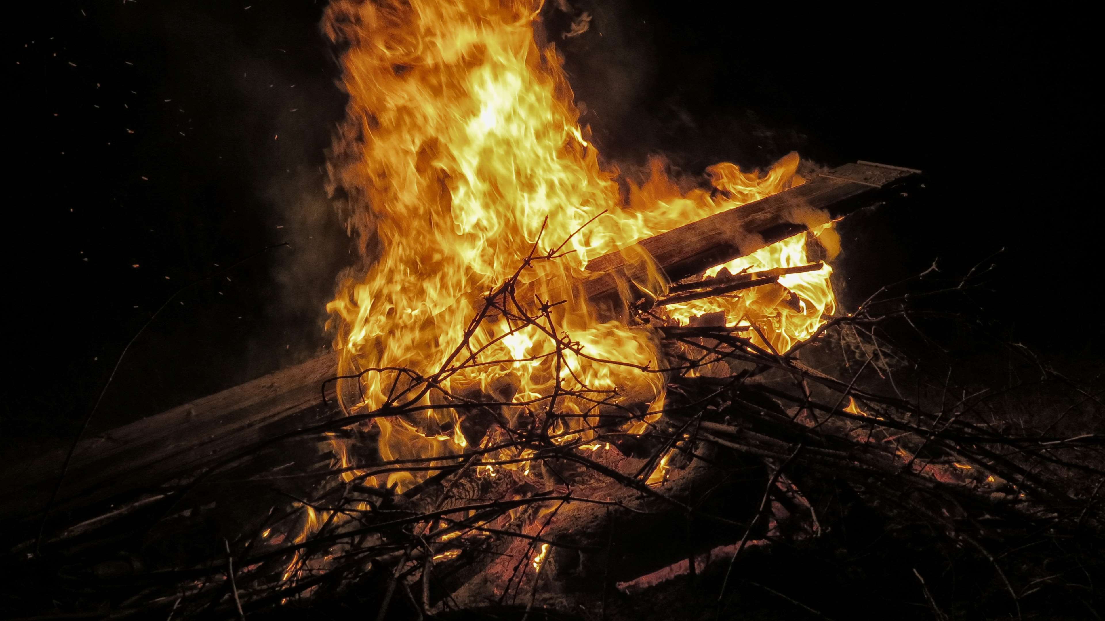 ash, bonfire, branches, burn, burning, burnt, campfire, camping, charcoal, coal, danger, dark, embers, energy, fire, firewood, flame, heat, hot, ignite, log, luminescence, outdoors, smoke, tradition, warm, warmly, warmth, w 4k wallpaper
