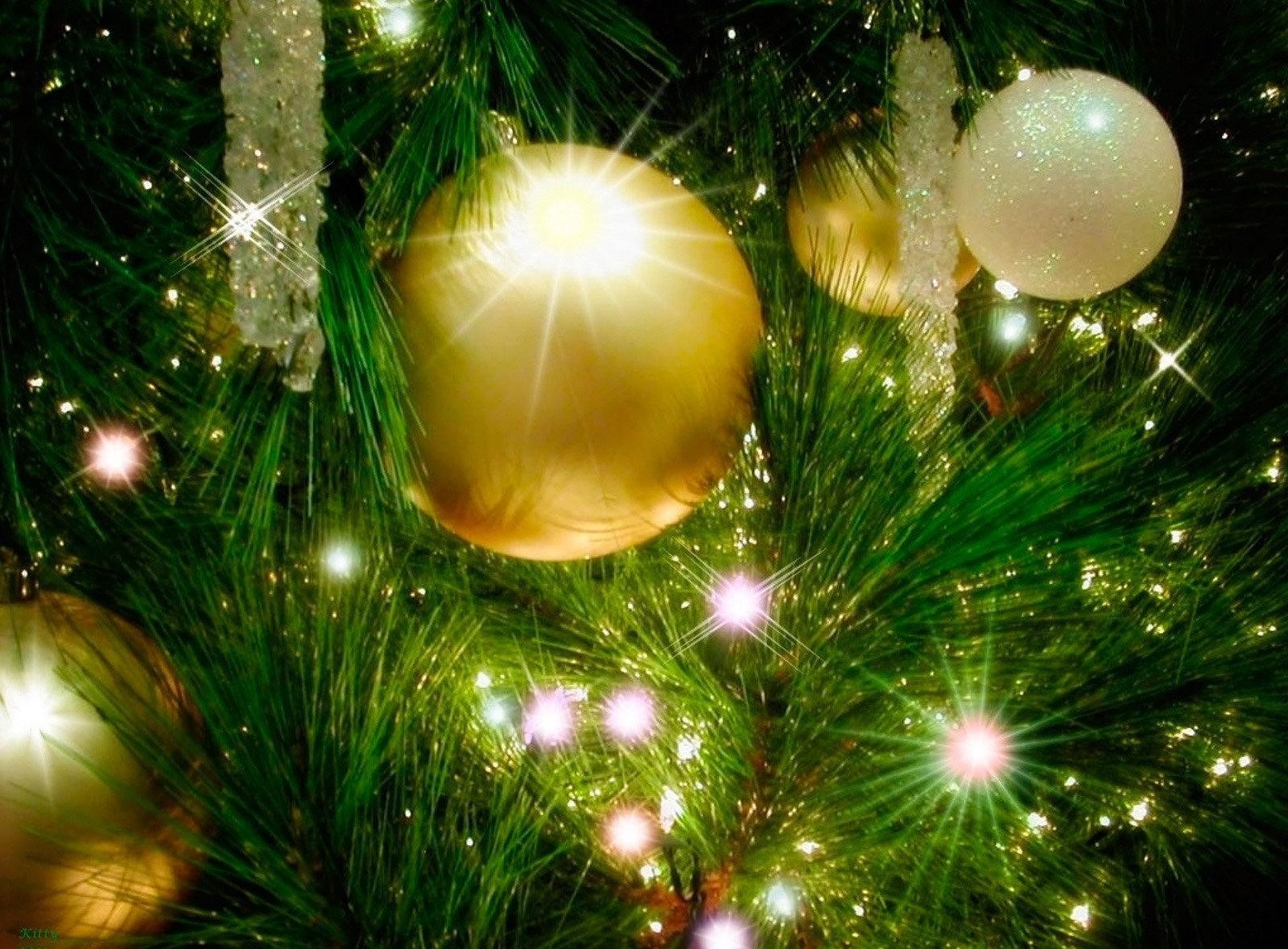 Christmas decorations, Christmas tree, Garland, Holiday, New year wallpaper
